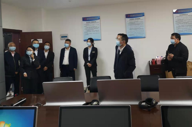 南部县人大代表调研公共资源交易平台运行情况